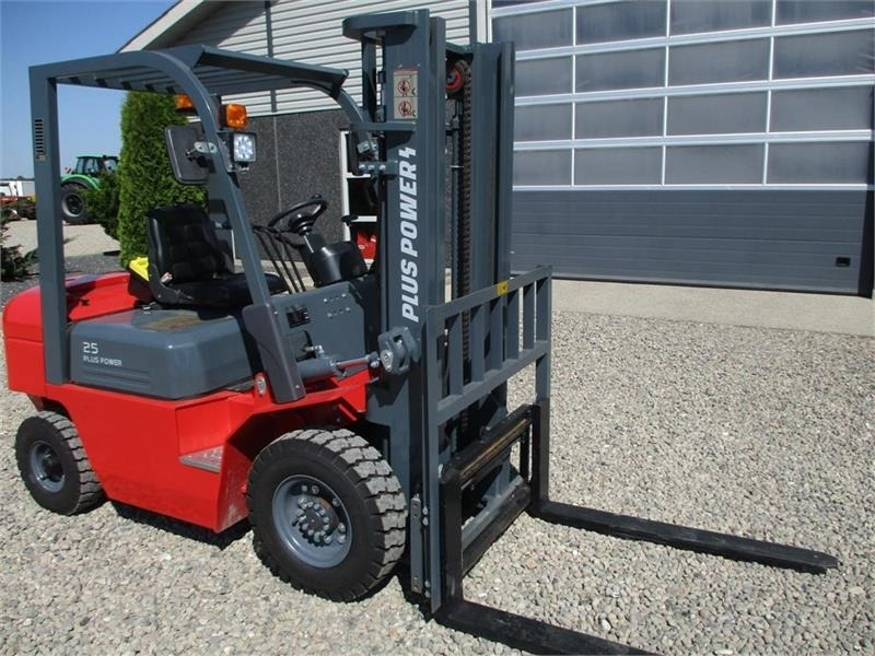 PlusPower 25 2500kg truck, med hydraulisk sideskif - Dizel viljuškar: slika 5 PlusPower 25 2500kg truck, med hydraulisk sideskif - Dizel viljuškar: slika 5