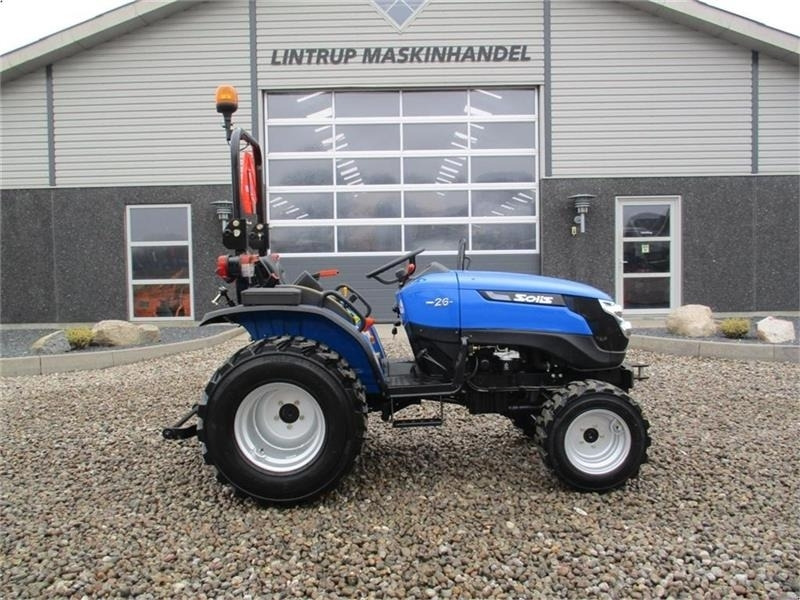 Komunalni traktor Solis 26 6+2 Gearmaskine med servostyring og industrihju: slika 12