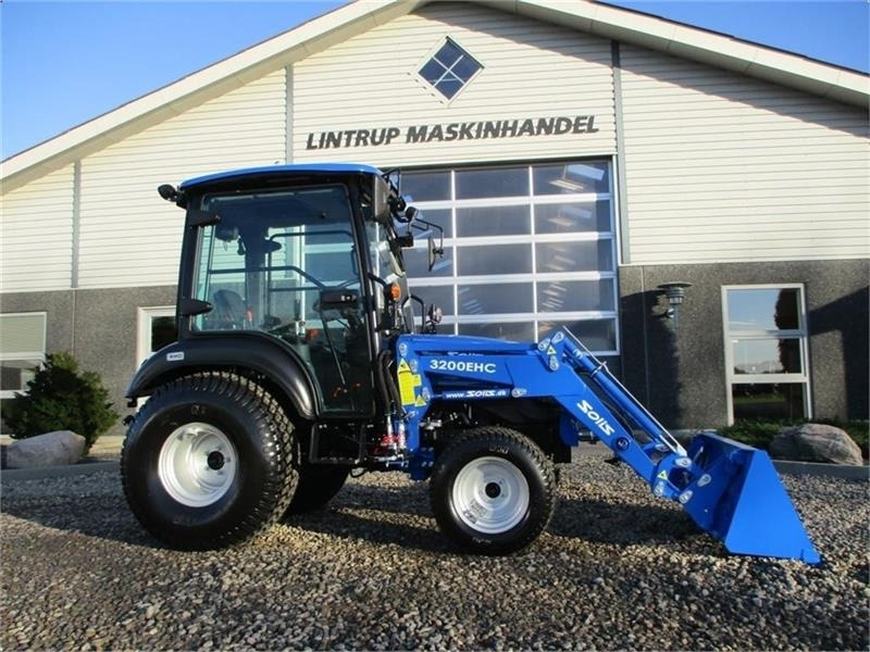 Solis H26 HST Med kabine, turf hjul og frontlæsser. - Komunalni traktor: slika 5 Solis H26 HST Med kabine, turf hjul og frontlæsser. - Komunalni traktor: slika 5