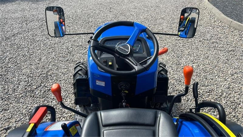 Solis S26 6+2 Gearmaskine med Servostyring og brede trak - Komunalni traktor: slika 5 Solis S26 6+2 Gearmaskine med Servostyring og brede trak - Komunalni traktor: slika 5