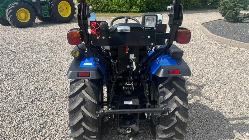 Solis S26 6+2 gearmaskine med Fuldhydraulisk frontlæsser - Traktor: slika 5 Solis S26 6+2 gearmaskine med Fuldhydraulisk frontlæsser - Traktor: slika 5