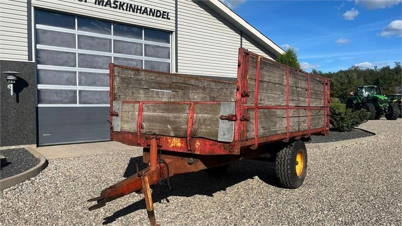 Tim trevejstip 5 ton - Traktorska prikolica za farmu/ Kiper: slika 2 Tim trevejstip 5 ton - Traktorska prikolica za farmu/ Kiper: slika 2