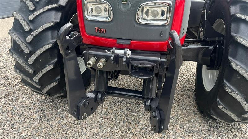 Valtra T171 Frontlift og fuld affjedring - Traktor: slika 4 Valtra T171 Frontlift og fuld affjedring - Traktor: slika 4