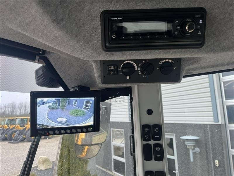Volvo L90H Dansk-maskine, med alt udstyr på. CDC, BSS, - Utovarivač točkaš: slika 4 Volvo L90H Dansk-maskine, med alt udstyr på. CDC, BSS, - Utovarivač točkaš: slika 4