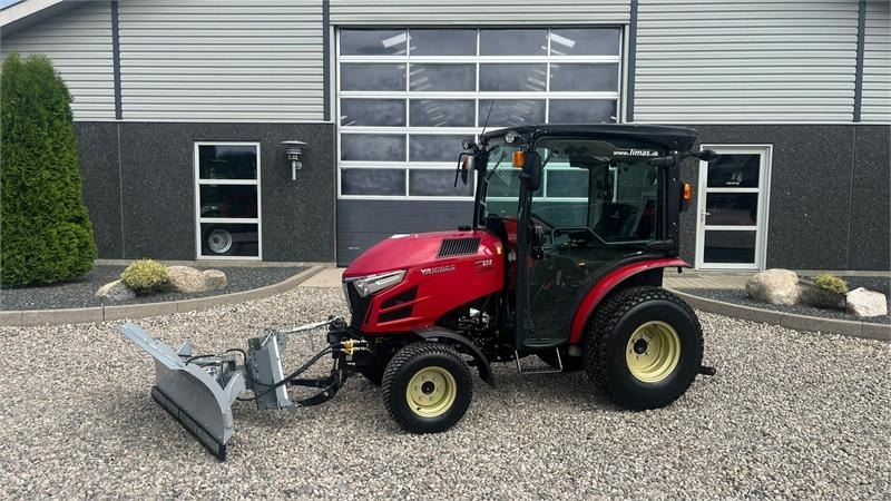 Yanmar YT 235H 4WD Snow Edition med sneplov og spreder - Traktor: slika 1 Yanmar YT 235H 4WD Snow Edition med sneplov og spreder - Traktor: slika 1
