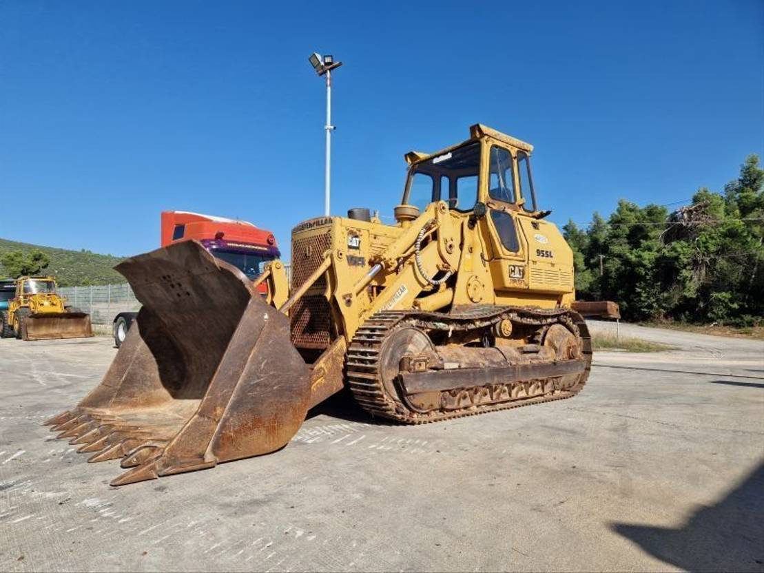 Caterpillar CAT 955L WITH RIPPER - Utovarivač guseničar: slika 2 Caterpillar CAT 955L WITH RIPPER - Utovarivač guseničar: slika 2
