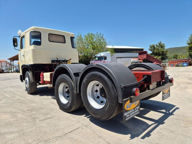Scania LB110 Scania LBS110 6X2 - Tegljač: slika 4 Scania LB110 Scania LBS110 6X2 - Tegljač: slika 4