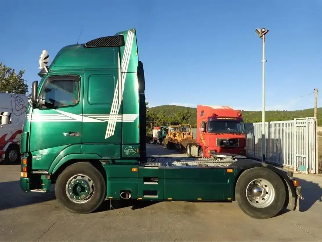 Volvo FH 12.420 Volvo FH12.420 4X2 - Tegljač: slika 4 Volvo FH 12.420 Volvo FH12.420 4X2 - Tegljač: slika 4