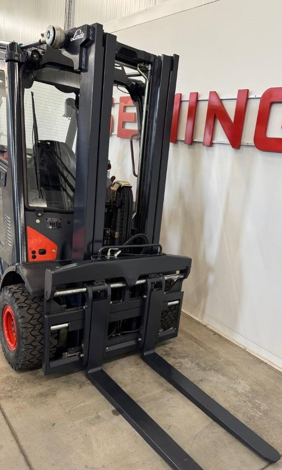 Linde 10768 H20T-02/600 - Gasni viljuškar: slika 4 Linde 10768 H20T-02/600 - Gasni viljuškar: slika 4