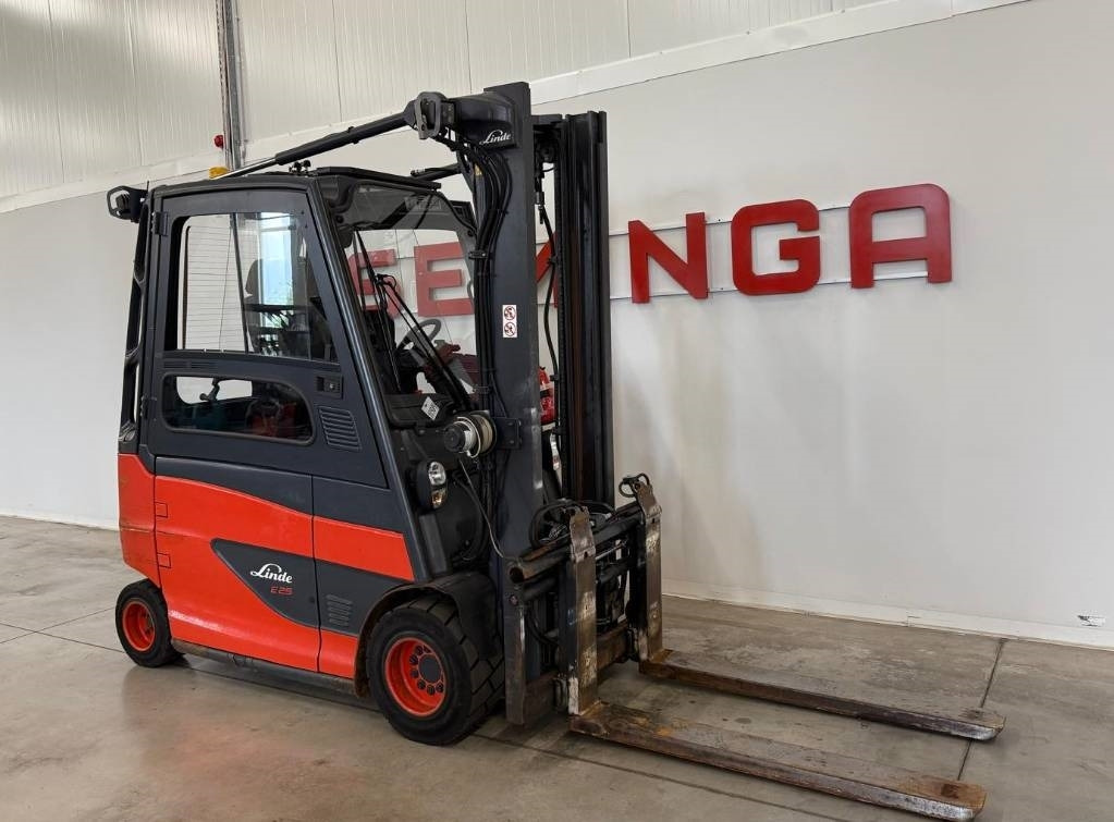 Linde 10984 - E25 - Električni viljuškar: slika 1 Linde 10984 - E25 - Električni viljuškar: slika 1