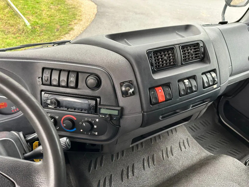 Kamion sa hidrauličnom kukom DAF LF 45 180!! HAAKARM/CONTAINER!!MOBILE WORKSHOP!!: slika 17