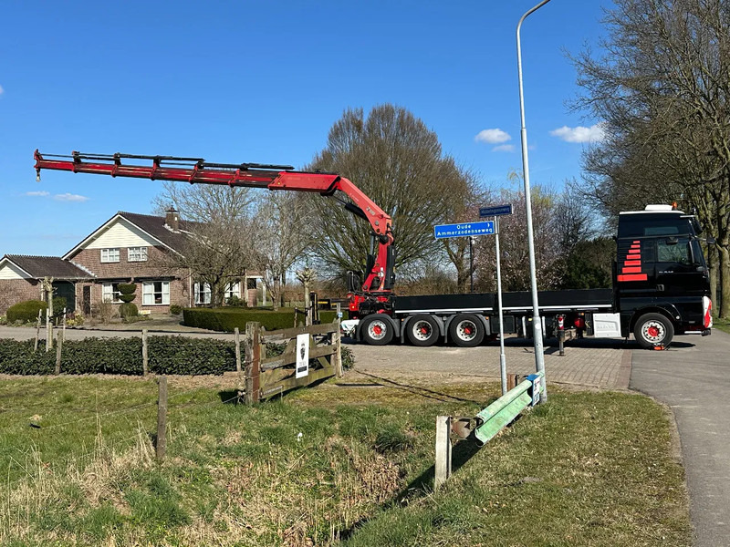 MAN TGX 35.480!!8x4 TRIPLE!!HIAB 62tm!!CRANE/GRUE!!EURO6!! - Kamion sa dizalicom: slika 5 MAN TGX 35.480!!8x4 TRIPLE!!HIAB 62tm!!CRANE/GRUE!!EURO6!! - Kamion sa dizalicom: slika 5