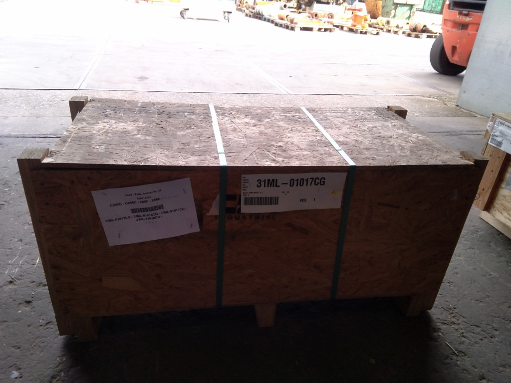 Case 31ML-01017CG - 31ML-01018CG - Hidraulični rezervoar za Građevinska mašina: slika 2 Case 31ML-01017CG - 31ML-01018CG - Hidraulični rezervoar za Građevinska mašina: slika 2
