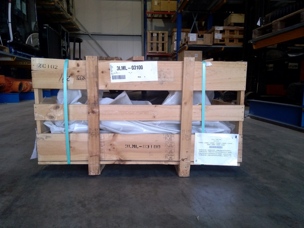 Case 3LML03100 - 3LML03101 - Rezervoar za gorivo za Građevinska mašina: slika 3 Case 3LML03100 - 3LML03101 - Rezervoar za gorivo za Građevinska mašina: slika 3