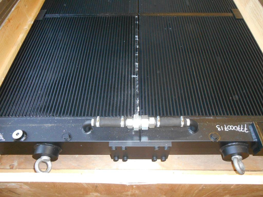 Caterpillar 2762949 - 5339486 - Radijator za Građevinska mašina: slika 2 Caterpillar 2762949 - 5339486 - Radijator za Građevinska mašina: slika 2
