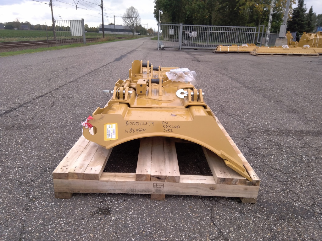Caterpillar 4839320 - 5851356 - Oštrica za Buldožer: slika 2 Caterpillar 4839320 - 5851356 - Oštrica za Buldožer: slika 2
