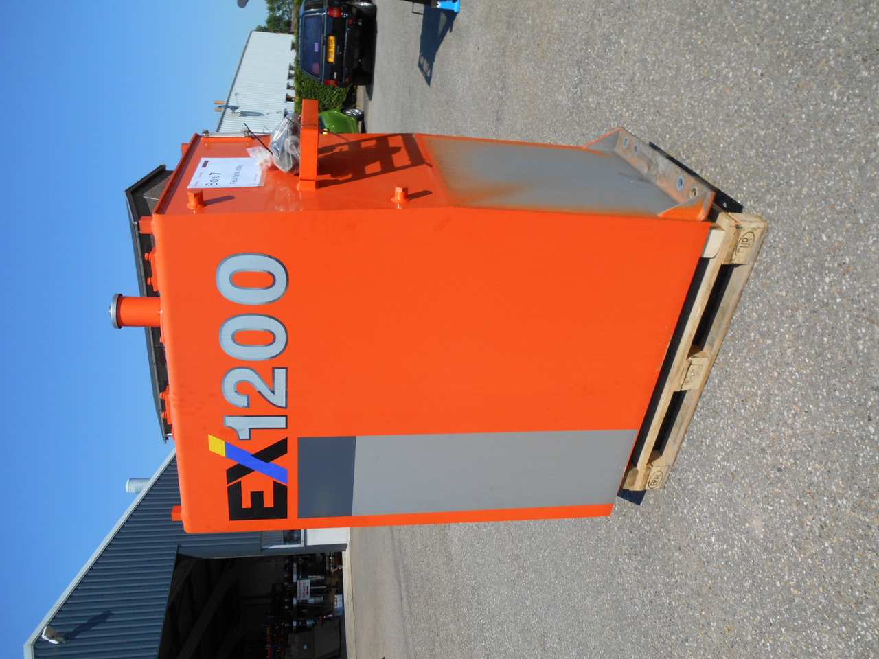Hitachi EX1200-6 - 9278777 - Rezervoar za gorivo za Građevinska mašina: slika 5 Hitachi EX1200-6 - 9278777 - Rezervoar za gorivo za Građevinska mašina: slika 5