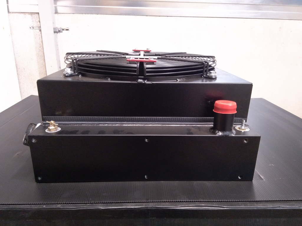 Hydac 3830384 - - Radijator za Građevinska mašina: slika 1 Hydac 3830384 - - Radijator za Građevinska mašina: slika 1