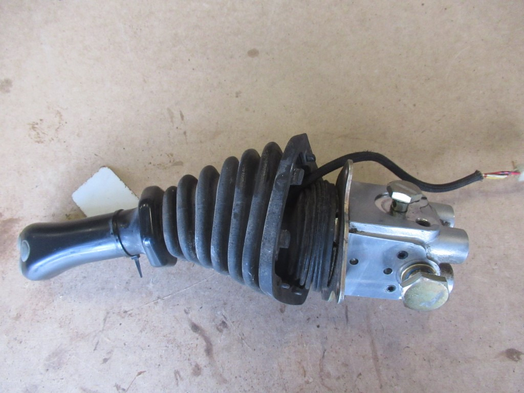 Komatsu PC210LC-8 - - Kabina i enterijer za Građevinska mašina: slika 2 Komatsu PC210LC-8 - - Kabina i enterijer za Građevinska mašina: slika 2