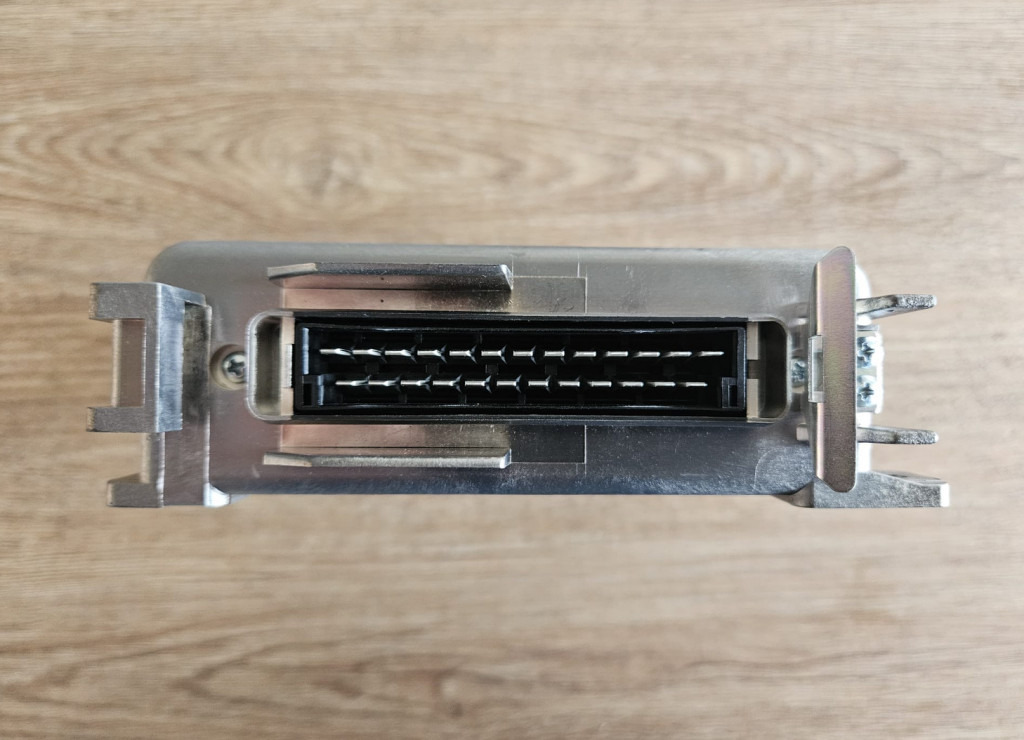 New Holland 6555859 - Upravljačka jedinica za Građevinska mašina: slika 2 New Holland 6555859 - Upravljačka jedinica za Građevinska mašina: slika 2