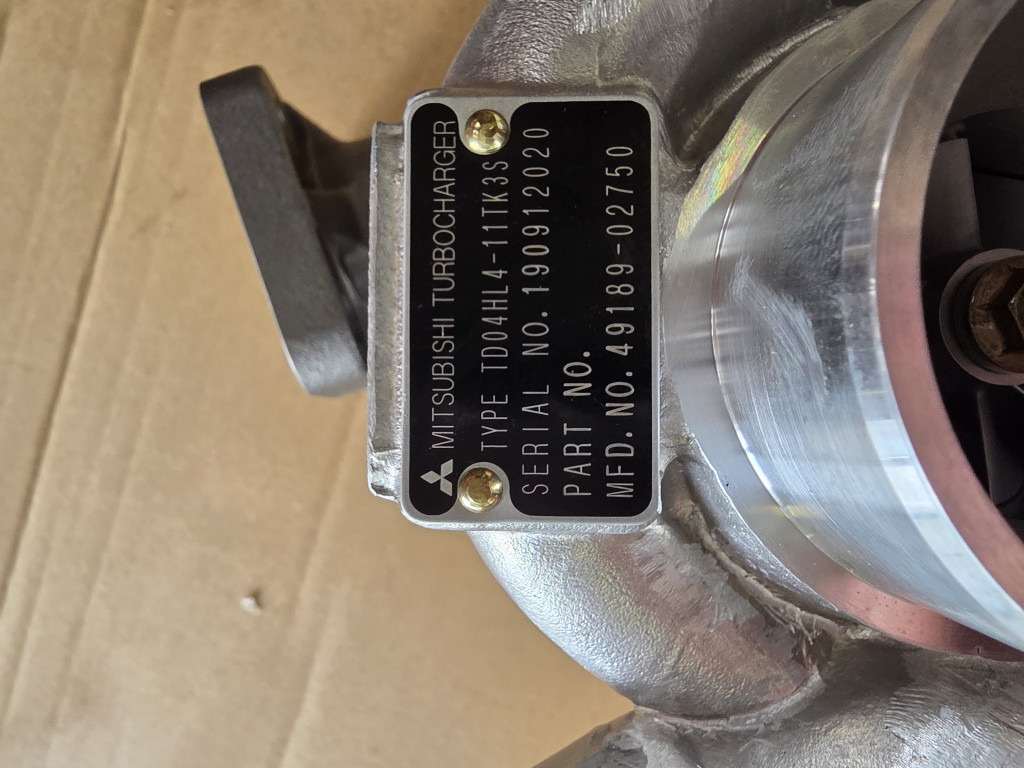 New Holland va4918902750 - Turbo za Građevinska mašina: slika 4 New Holland va4918902750 - Turbo za Građevinska mašina: slika 4