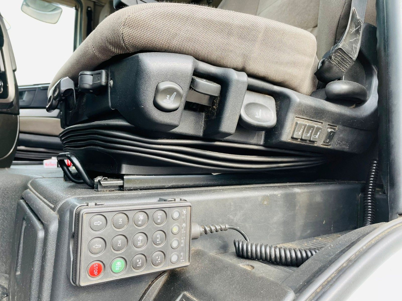 Tegljač Iveco Stralis AS440S46 EURO6: slika 12