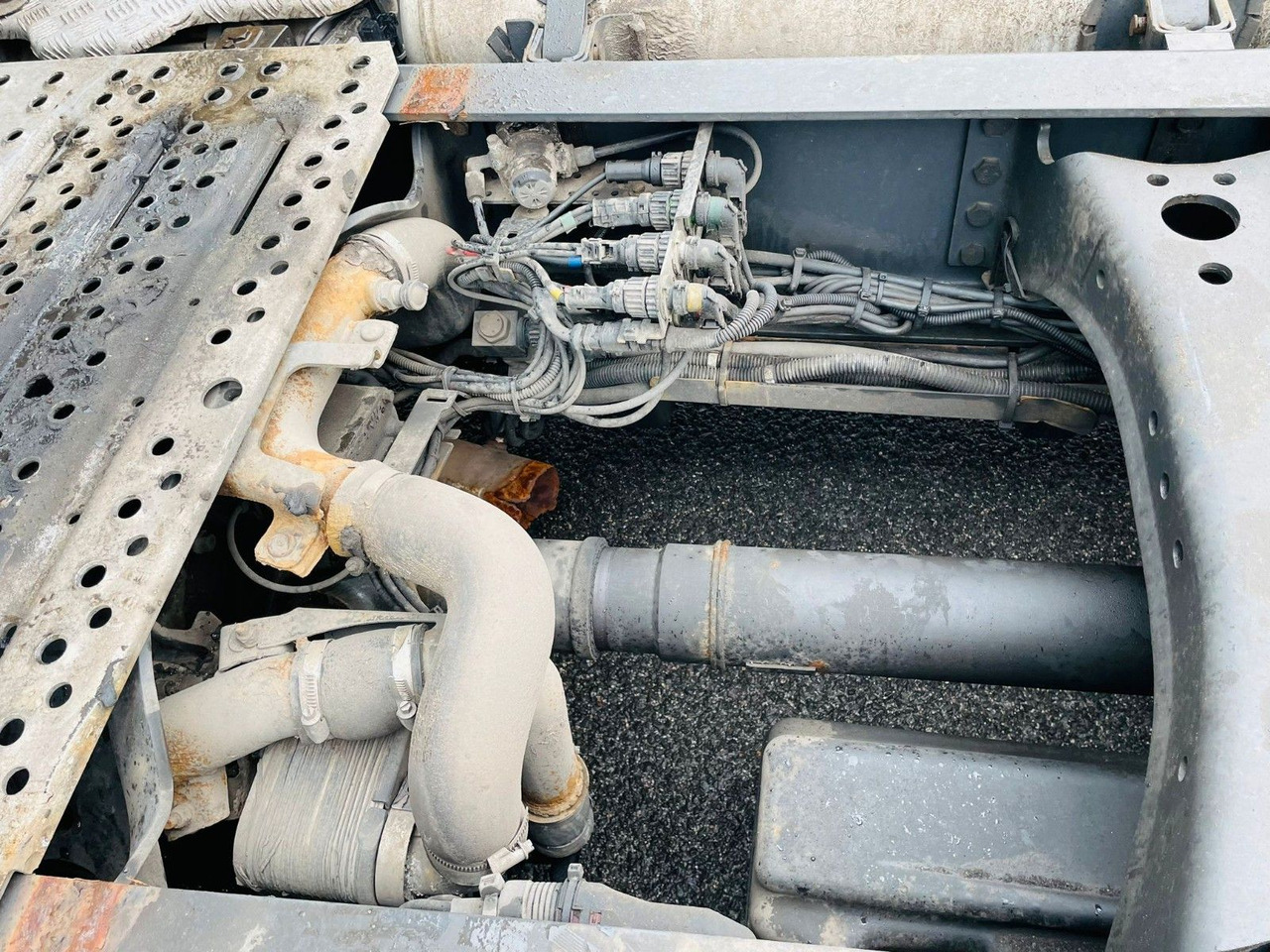 Scania R 410 euro6 tractor unit - Tegljač: slika 5 Scania R 410 euro6 tractor unit - Tegljač: slika 5