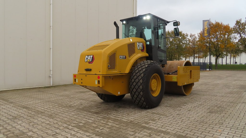 Caterpillar CS17 - Kompaktor: slika 2 Caterpillar CS17 - Kompaktor: slika 2