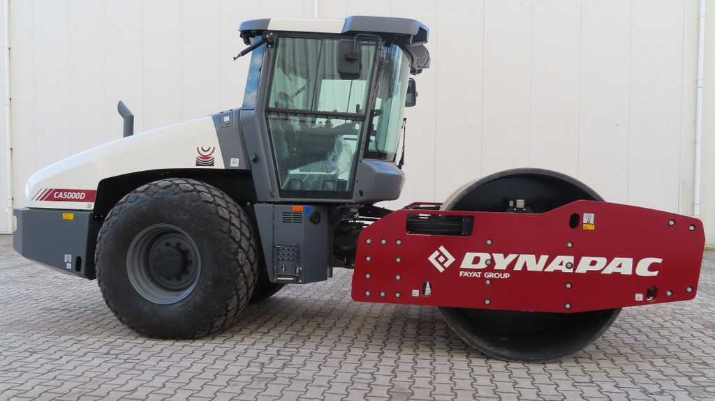 Dynapac CA5000D - Kompaktor: slika 1 Dynapac CA5000D - Kompaktor: slika 1
