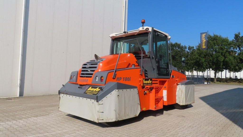Hamm HP180 i - Pneumatski valjak: slika 2 Hamm HP180 i - Pneumatski valjak: slika 2