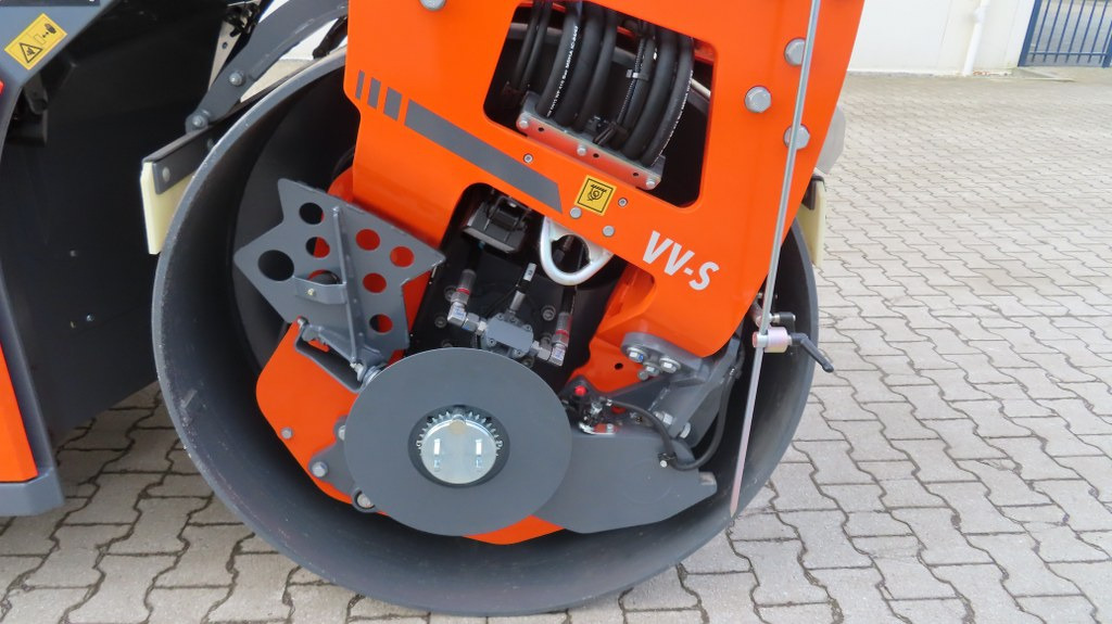 Valjak za puteve Hamm HX70I VV-S: slika 12