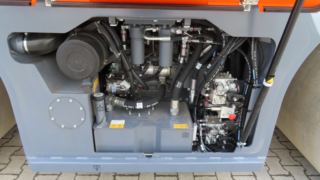 Valjak za puteve Hamm HX70I VV-S: slika 9
