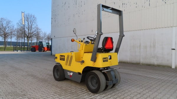 Sakai TS 160 - Pneumatski valjak: slika 4 Sakai TS 160 - Pneumatski valjak: slika 4