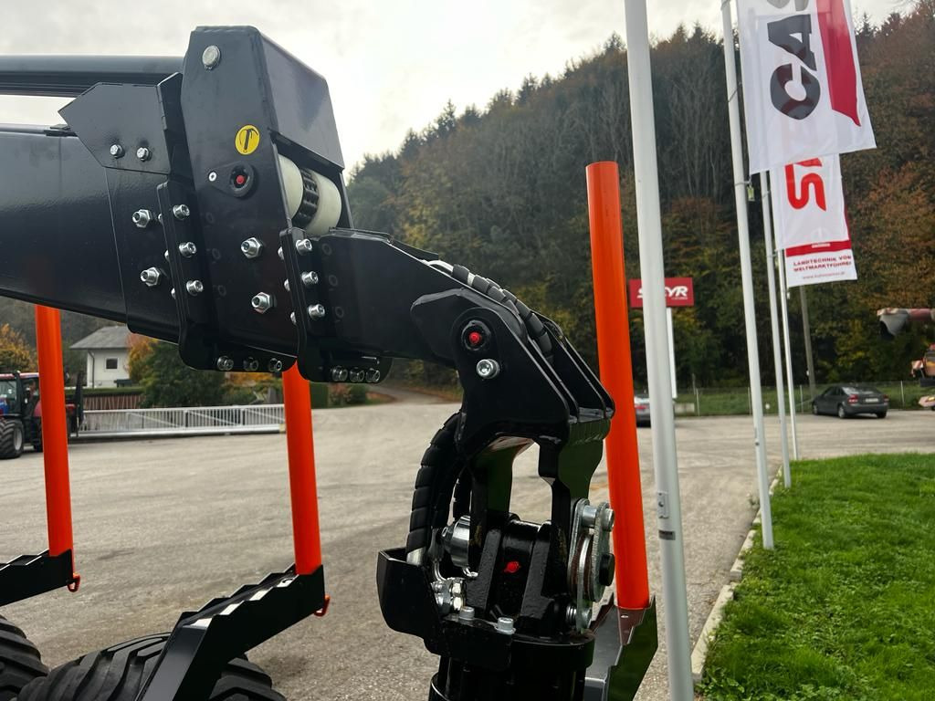 BMF BMF 13T1 + 905HP Kran - Šumska prikolica: slika 5 BMF BMF 13T1 + 905HP Kran - Šumska prikolica: slika 5