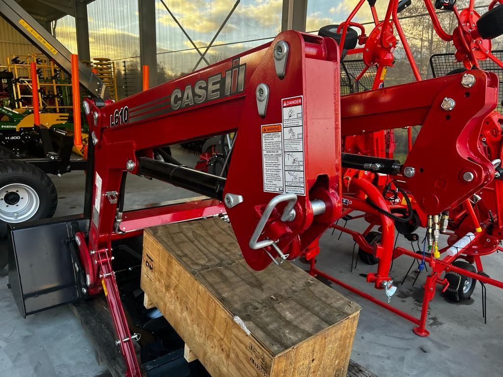 CASE L610 - Prednji utovarivač za traktor: slika 3 CASE L610 - Prednji utovarivač za traktor: slika 3