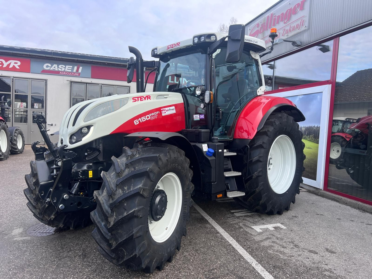 Steyr 6150 Profi CVT (Stage V) - Traktor: slika 1 Steyr 6150 Profi CVT (Stage V) - Traktor: slika 1