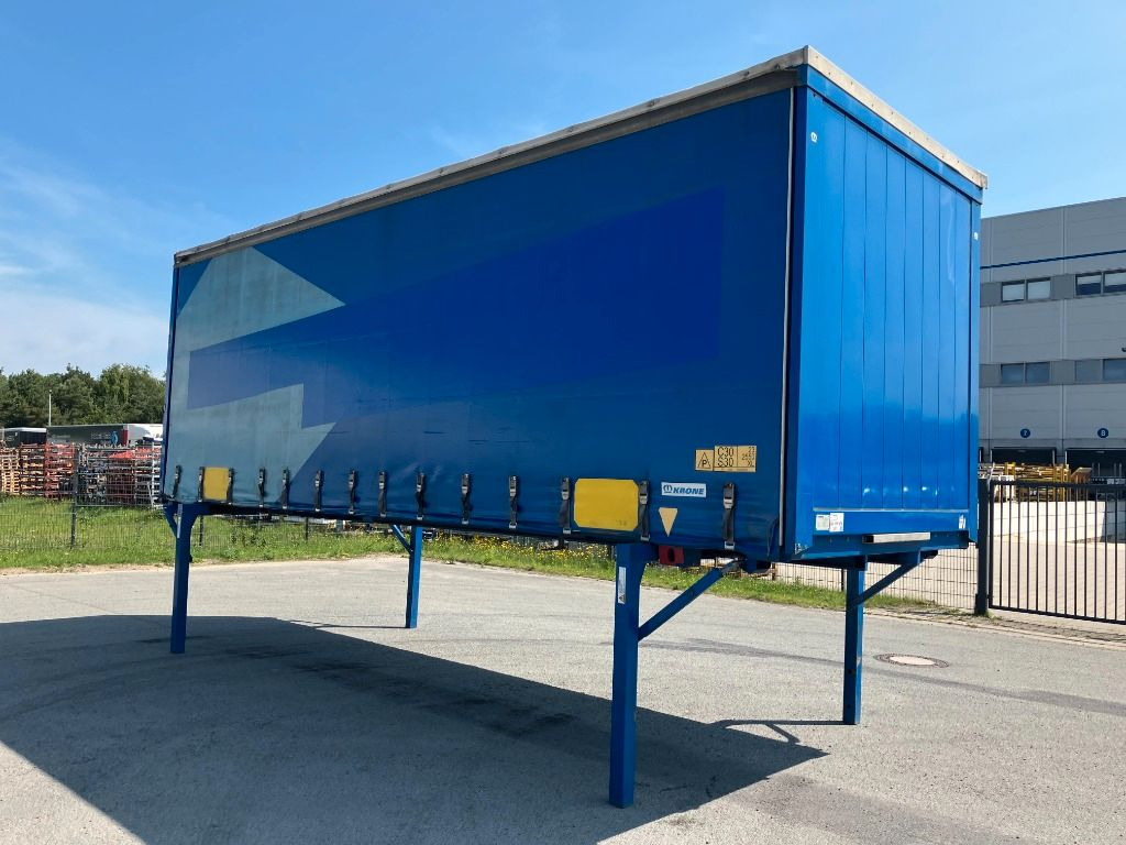 Krone Wechselbrücke Plane - Promenjivo telo sa ceradom: slika 2 Krone Wechselbrücke Plane - Promenjivo telo sa ceradom: slika 2