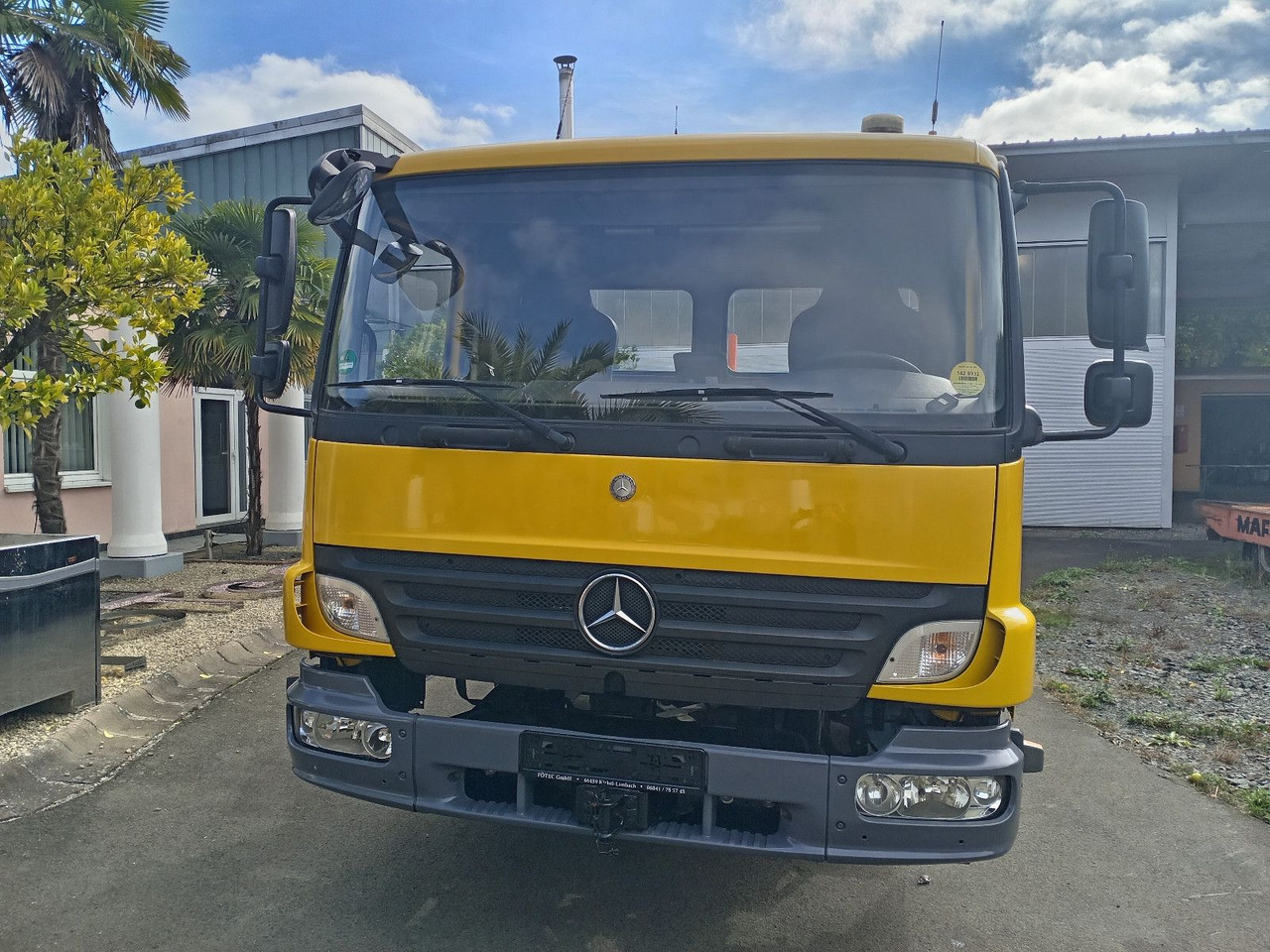 Mercedes-Benz Kamag Wiesel / WBH25 / KB3793 / mit Ganrantie - Kamion za prevoz kontejnera/ Kamion sa promenjivim sandukom: slika 1 Mercedes-Benz Kamag Wiesel / WBH25 / KB3793 / mit Ganrantie - Kamion za prevoz kontejnera/ Kamion sa promenjivim sandukom: slika 1