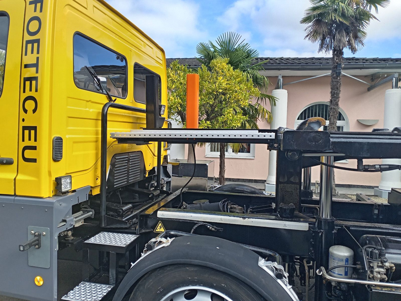 Mercedes-Benz Kamag Wiesel / WBH25 / KB3793 / mit Ganrantie - Kamion za prevoz kontejnera/ Kamion sa promenjivim sandukom: slika 4 Mercedes-Benz Kamag Wiesel / WBH25 / KB3793 / mit Ganrantie - Kamion za prevoz kontejnera/ Kamion sa promenjivim sandukom: slika 4