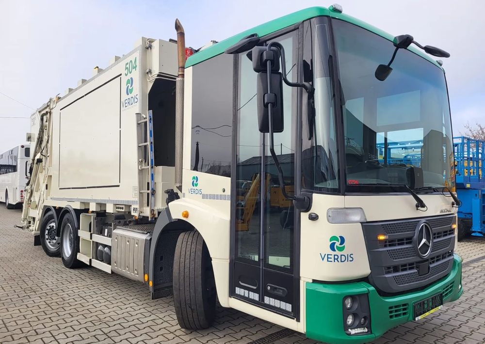 Mercedes-Benz Econic 2630 dwukomorowa - Kamion za smeće: slika 2 Mercedes-Benz Econic 2630 dwukomorowa - Kamion za smeće: slika 2