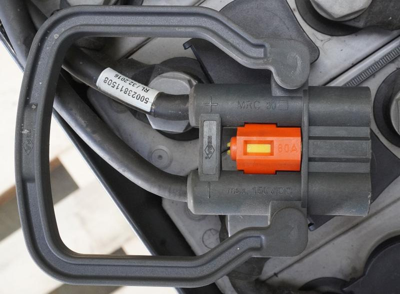 GNB 24 Volt 3 PzB 225 Ah - Baterija za Oprema za rukovanje materijalima: slika 4 GNB 24 Volt 3 PzB 225 Ah - Baterija za Oprema za rukovanje materijalima: slika 4