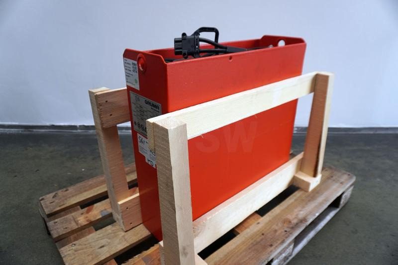 GRUMA 24 Volt 2 PzS 230 Ah - Baterija: slika 1 GRUMA 24 Volt 2 PzS 230 Ah - Baterija: slika 1