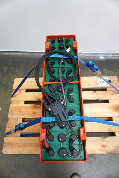 GRUMA 24 Volt 3 PzS 375 Ah - Baterija za Oprema za rukovanje materijalima: slika 3 GRUMA 24 Volt 3 PzS 375 Ah - Baterija za Oprema za rukovanje materijalima: slika 3