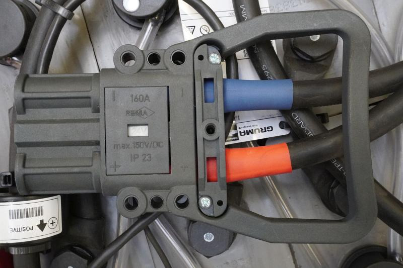 GRUMA 24 Volt 4 PzS 500 Ah - Baterija za Oprema za rukovanje materijalima: slika 5 GRUMA 24 Volt 4 PzS 500 Ah - Baterija za Oprema za rukovanje materijalima: slika 5