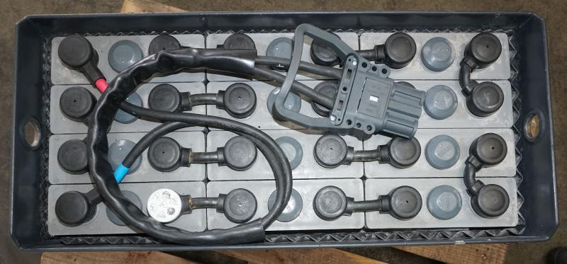 HAWKER 24 Volt 3 PzV 330 Ah - Baterija za Oprema za rukovanje materijalima: slika 3 HAWKER 24 Volt 3 PzV 330 Ah - Baterija za Oprema za rukovanje materijalima: slika 3