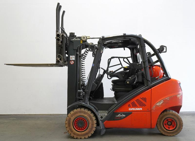 Linde H 25 T/600 EVO 393-02 - Gasni viljuškar: slika 4 Linde H 25 T/600 EVO 393-02 - Gasni viljuškar: slika 4