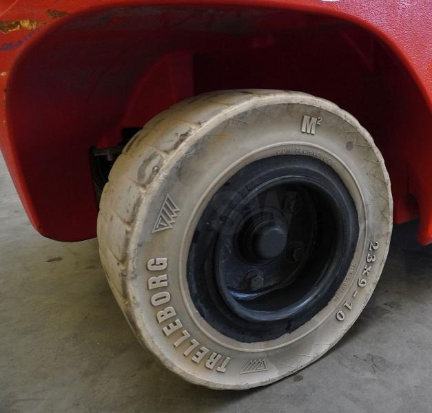 Linde H 30 T 1202 - Gasni viljuškar: slika 5 Linde H 30 T 1202 - Gasni viljuškar: slika 5