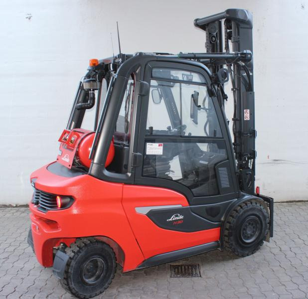 Linde H 30 T 1202 - Gasni viljuškar: slika 2 Linde H 30 T 1202 - Gasni viljuškar: slika 2