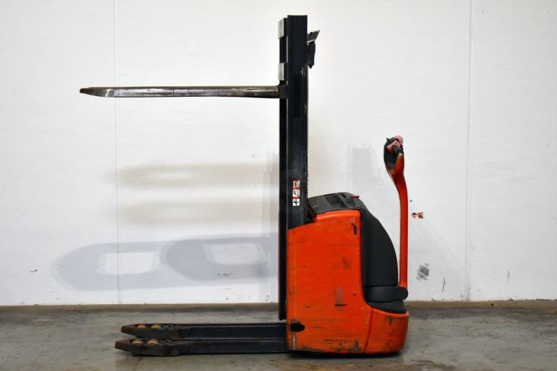 Linde L 12 i 1172 - Slagač: slika 3 Linde L 12 i 1172 - Slagač: slika 3