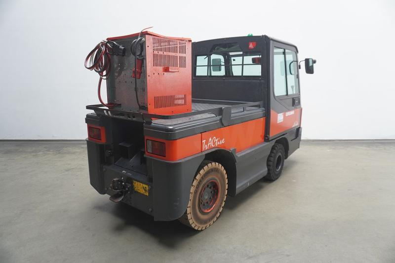 Linde P 250 SWB 127-05 - Vučno vozilo: slika 2 Linde P 250 SWB 127-05 - Vučno vozilo: slika 2